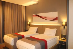 Ramada By Wyndham Tire - Room