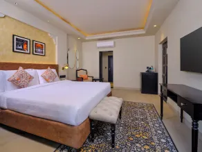 Pride Amber Vilas Resort & Convention Centre - Zimmer