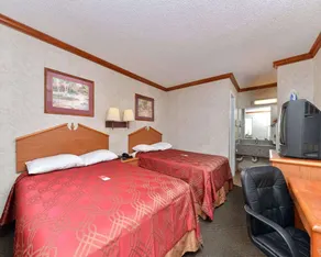Econo Lodge - Chambre