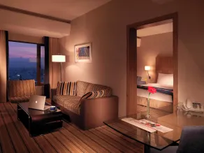 Golden Tulip Muscat - Room
