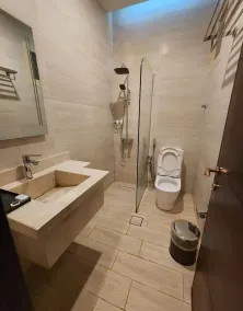 جولدن نيو الشاطئ للشقق المخدومة Golden New ALshati - Salle de bain