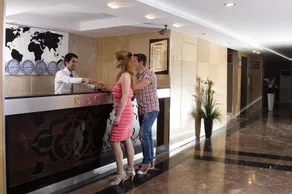 Supreme Hotel - Réception