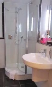 Land-gut-Hotel Lohmann - Bathroom