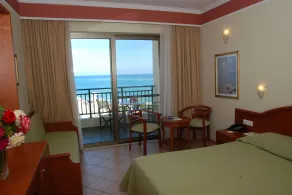 Hydramis Palace Beach Resort - Utsikt fra rommet