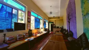 Shiva Stays - Restaurant