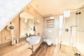 Wellton Riga Hotel & SPA - Baño