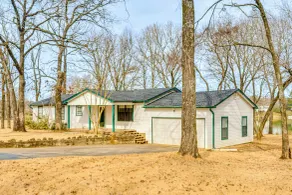 Lakefront Home w/ Yard & Deck in North Little Rock - Innenbereich