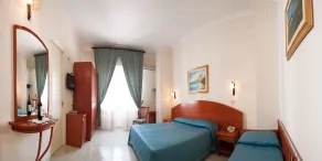 Hotel Mediterraneo - Room