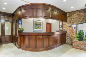 Best Western PLUS Governor's Inn Richmond - Réception
