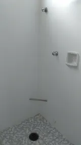 Aurora Hotel - Bathroom