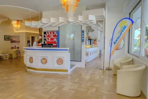 Family Hotel Alexander - Resepsjon