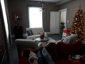 Maplehurst Manor Bed and Breakfast - Área de estar no saguão