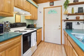 Serene Yellville Retreat w/ Hot Tub on 85 Acres - Interiör