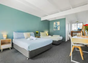 Coast Motel Eden - Room