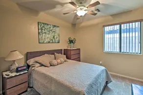 West Phoenix Home: Hike, Dine & Golf Nearby! - Værelse