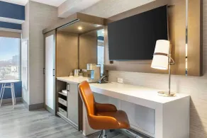 Cambria Hotel Niagara Falls - Room