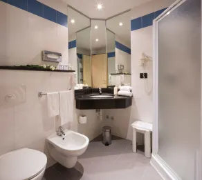 Holiday Inn Express Parma by IHG - Salle de bain