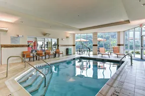 Courtyard by Marriott Bridgeport Clarksburg - Piscine