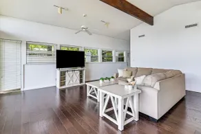 Launch & Dock: Lake Norman Retreat w/ Scenic Deck - Interiør