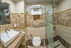 Dundar Hotel - Bathroom