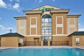 Holiday Inn Express Hotel & Suites Cordele North by IHG - Piscine