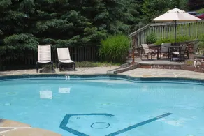 Glasbern - Piscine