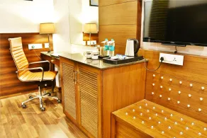 Sawera Grand Luxury Stay Near Golden Temple - View from room