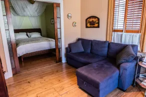 Une Fleur au Bord de l'Eau - Habitación