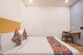 Fabhotel Cinco - Room