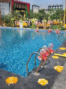 Lavanya Hotel- Near Alipur, Delhi - Pool