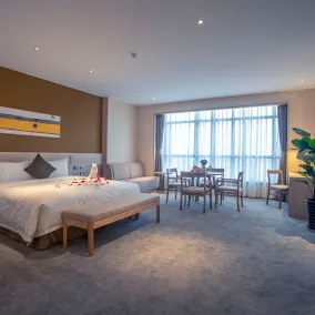 Shundi SHY Hotel Jinshan Lake Zhenjiang - Room