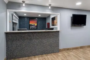 Travelodge by Wyndham Albuquerque East - Lobby