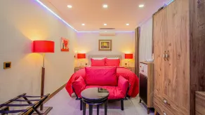 Dolphin Boutique Hotel & Restaurant - Room