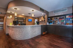 Guest Inn & Suites - Midtown Medical Center - Reception