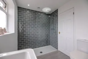 Greenbanks, Orford - Bathroom