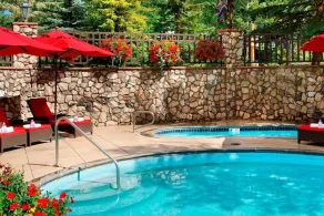 Gorgeous 3 sovrum Familjevänlig lägenhet i Beaver Creek! - Exteriör