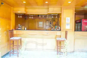 RENTON MANOR BY JOY STAYS - Restaurant