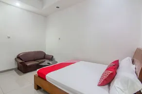 Hotel O Jakarta near One Belpark Mall formerly Wisma Minongga - Room
