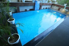 Hotel Apricot One - Udaipur - Piscina