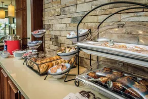 Staybridge Suites Dearborn by IHG - Restaurant