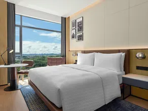 Four Points by Sheraton Guiyang Shilihetan - Habitación