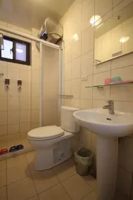 Gimei - Bathroom