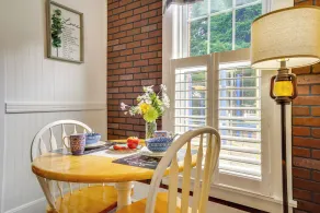 Quaint Mt Vernon Cottage Near Historic Dtwn! - Interior