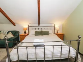 Loft Apartment - Room
