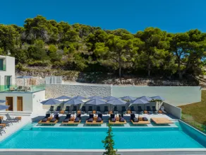 Myzith Luxury Suites  - Piscine