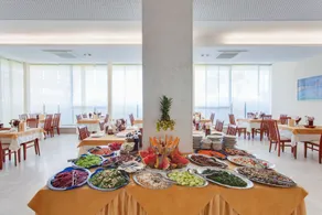 Hotel Holiday Park - Restaurant