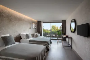 Club Marvy - Room