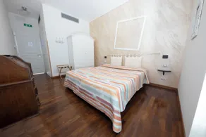 Looky Hotel - Rom