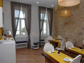 Marina Charming House - Restaurant