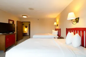 Wildwood Lodge & Suites - Room